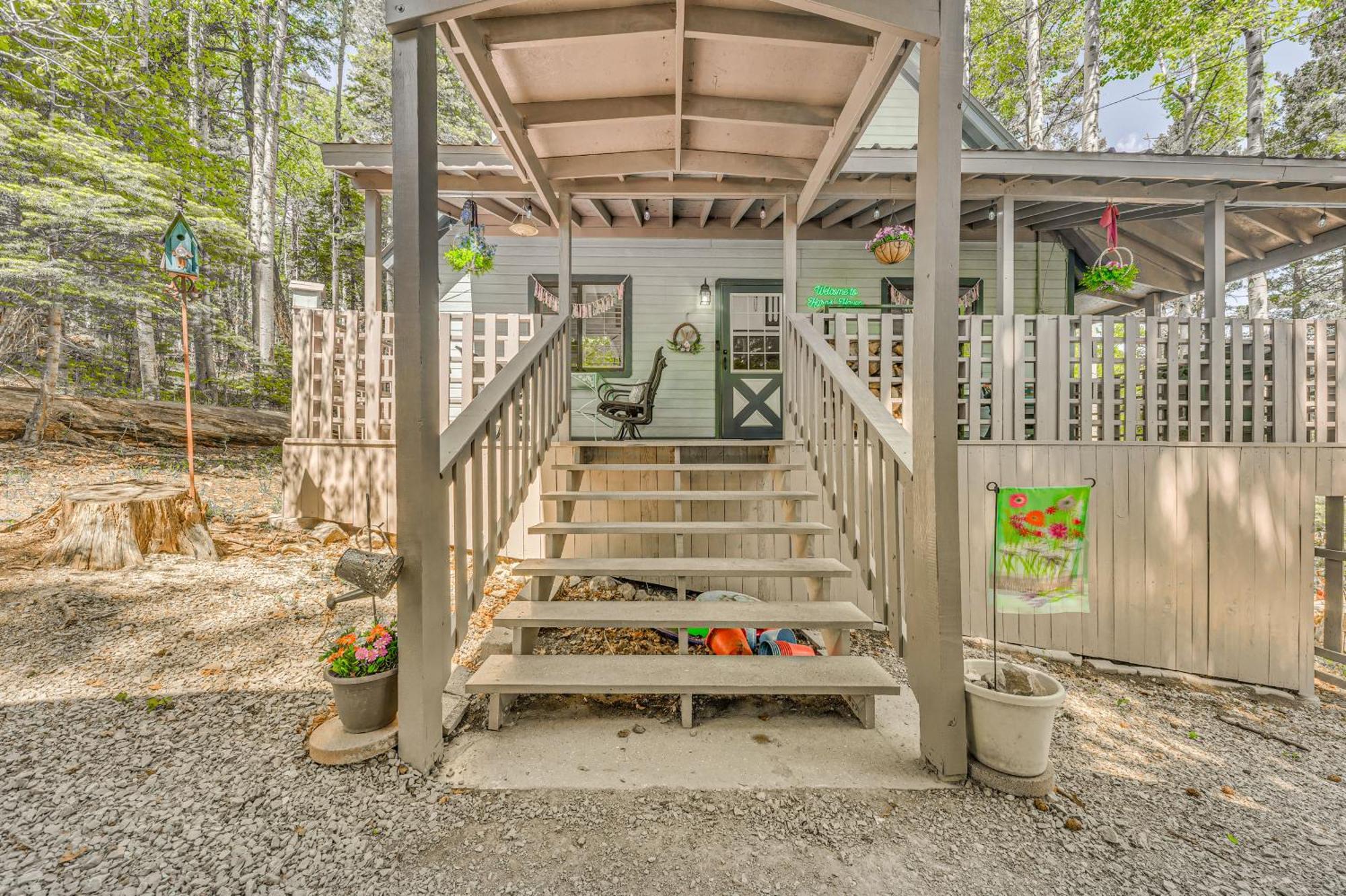 Quaint Cloudcroft Cabin With Stunning Forest Views! Exterior photo